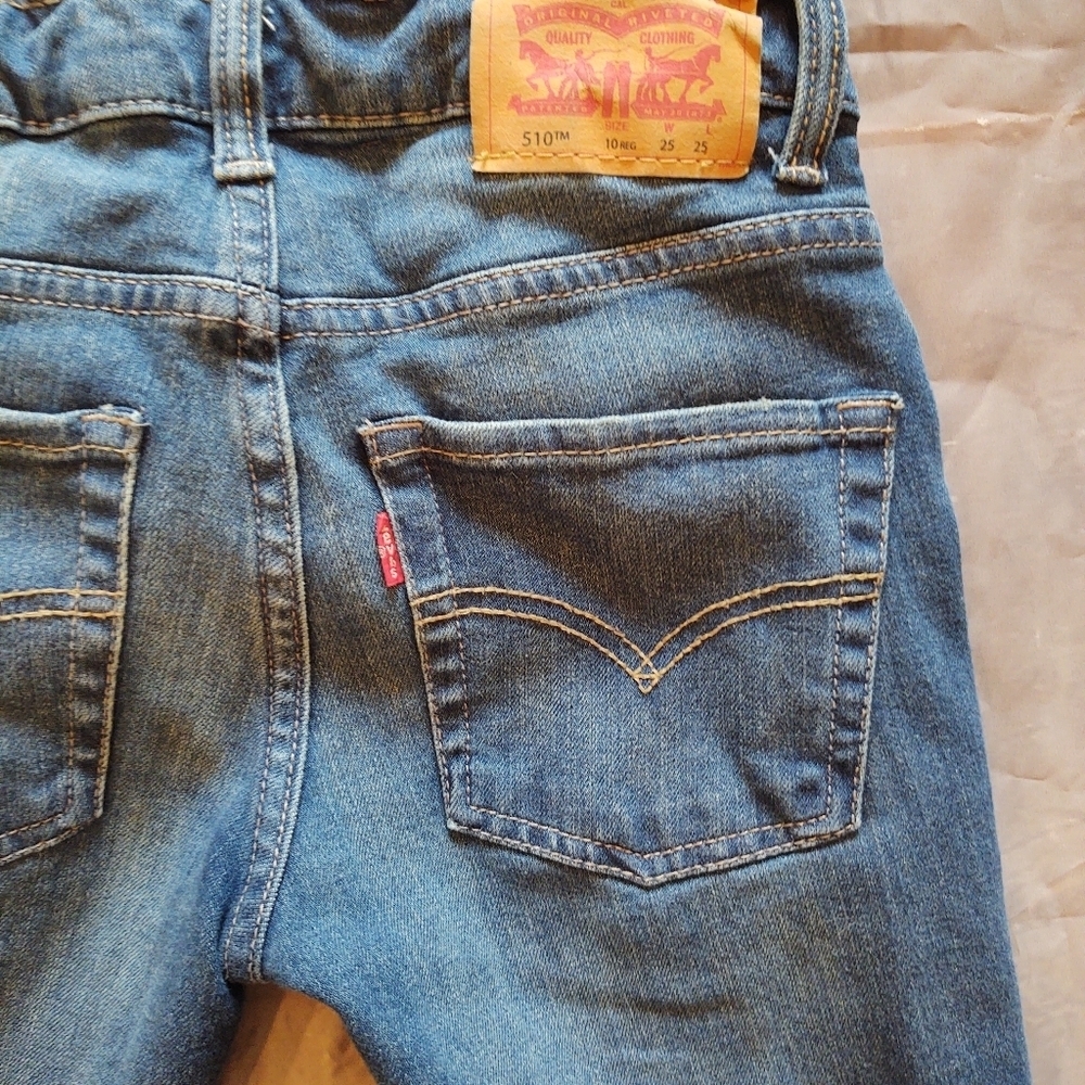 💥 3/$20 Levi's 510 Skinny 10R Jeans! Adjustable Waist! - Picture 7 of 7